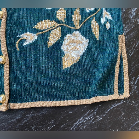 Jaclyn Smith Vintage button down festif cardigan without sleeve size L - Picture 9 of 15